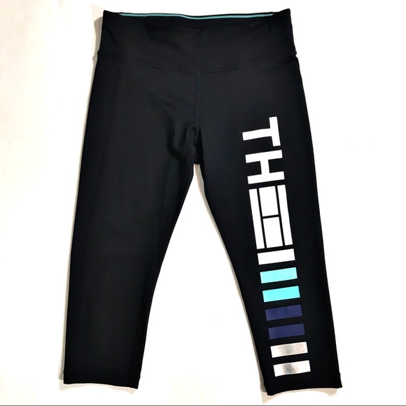 Tommy Hilfiger Pants - NWOT Tommy Hilfiger Cropped Logo Sport Leggings